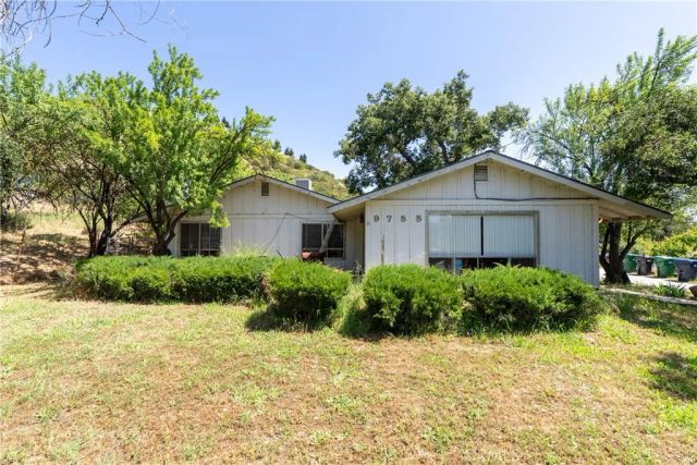 9755 Las Lomas, Atascadero, CA 93422