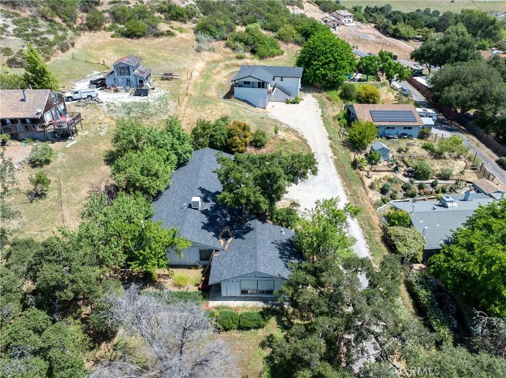 9755 Las Lomas, Atascadero, CA 93422