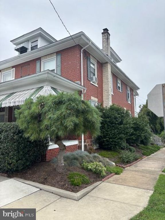 128 N 4TH ST, Denver, PA 17517