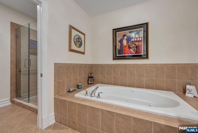2310 Rio Vista Lane 2310, Northvale, NJ 07647