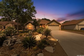 317 Yorktown, Pleasanton, TX 78064