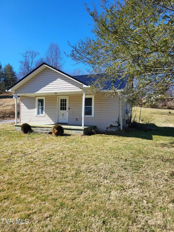 1816 South Highway 81, Jonesborough, TN 37659