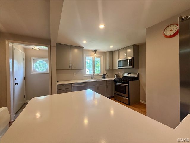 223 Goodrich Ave, Syracuse, NY 13210