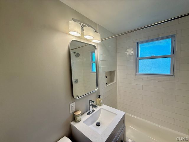 223 Goodrich Ave, Syracuse, NY 13210