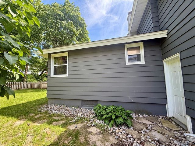 223 Goodrich Ave, Syracuse, NY 13210