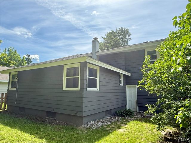 223 Goodrich Ave, Syracuse, NY 13210