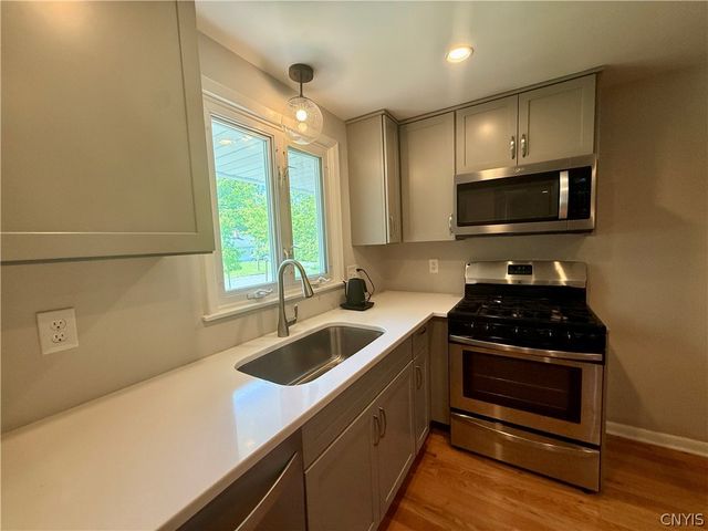 223 Goodrich Ave, Syracuse, NY 13210