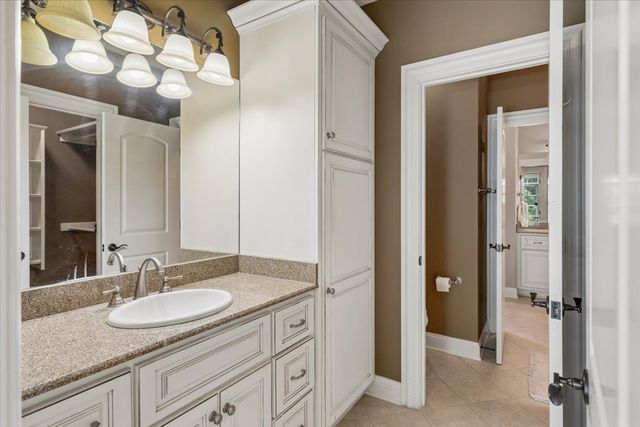 9254 Wardley Park Ln, Brentwood, TN 37027