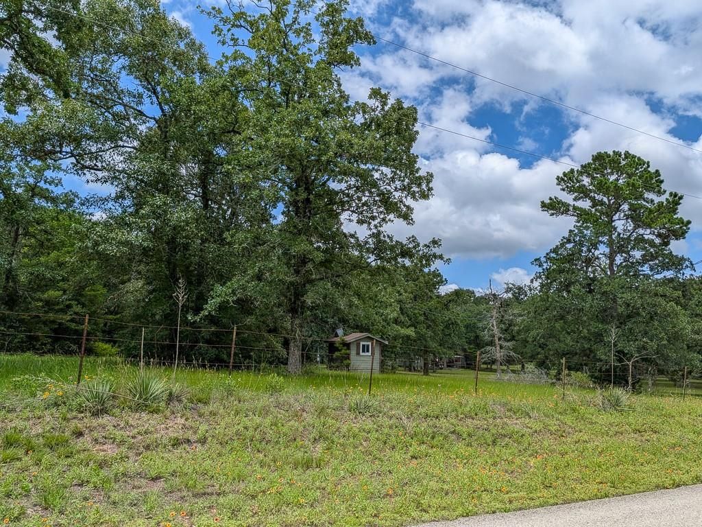 6041 County Road 302, Navasota, TX 77868