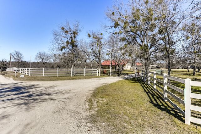 238 HCR 1217, Blum, TX 76627