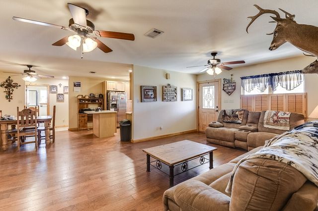 238 HCR 1217, Blum, TX 76627