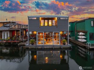 2466 Westlake Avenue N #5, Seattle, WA 98109