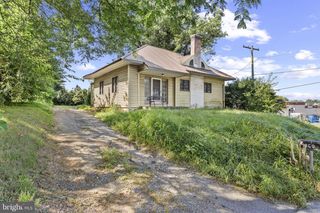 1660 OLD PHILADELPHIA PIKE, Lancaster, PA 17602