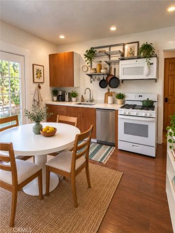 6254 Agnes Avenue, North Hollywood, CA 91606
