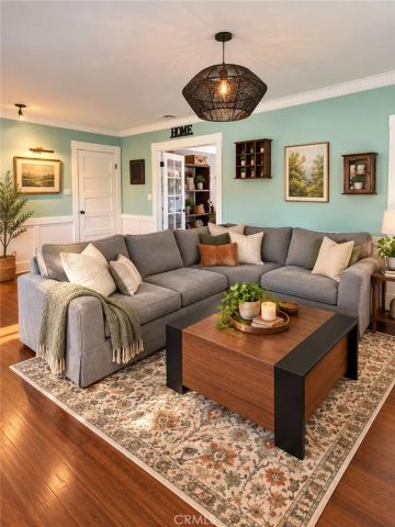 6254 Agnes Avenue, North Hollywood, CA 91606