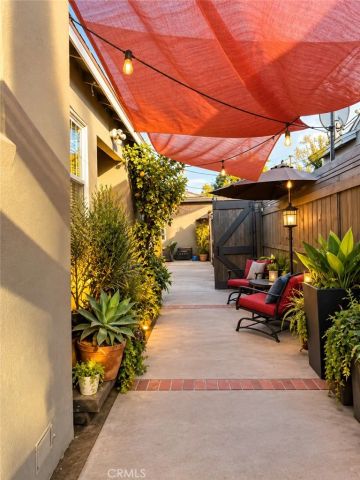 6254 Agnes Avenue, North Hollywood, CA 91606