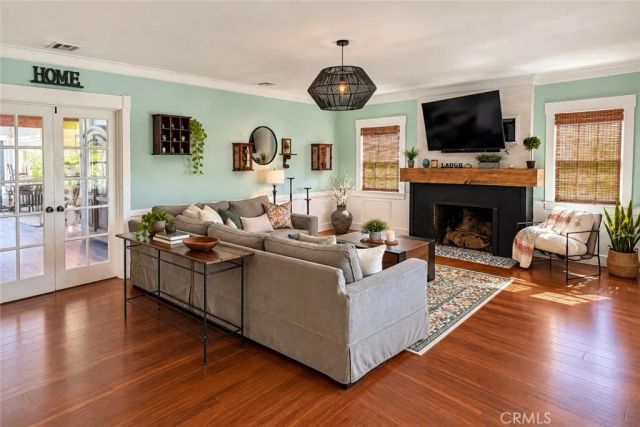 6254 Agnes Avenue, North Hollywood, CA 91606