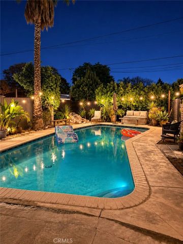 6254 Agnes Avenue, North Hollywood, CA 91606
