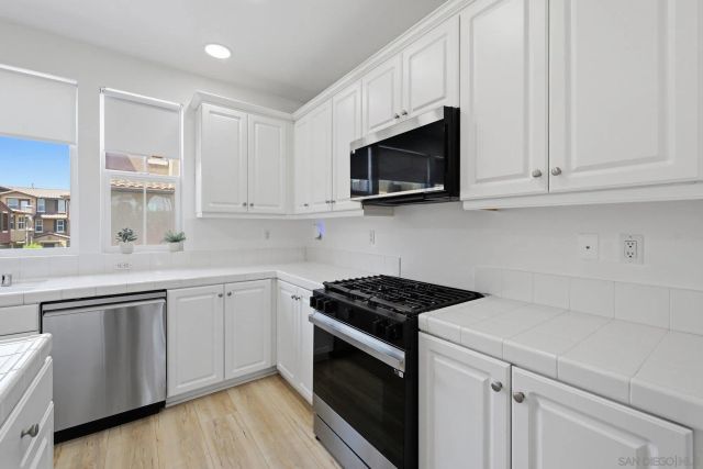 10161 Daybreak 6, Santee, CA 92071