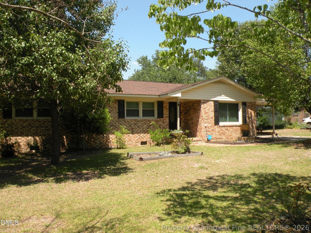 513 Maxine Street, Fayetteville, NC 28303 — exterior