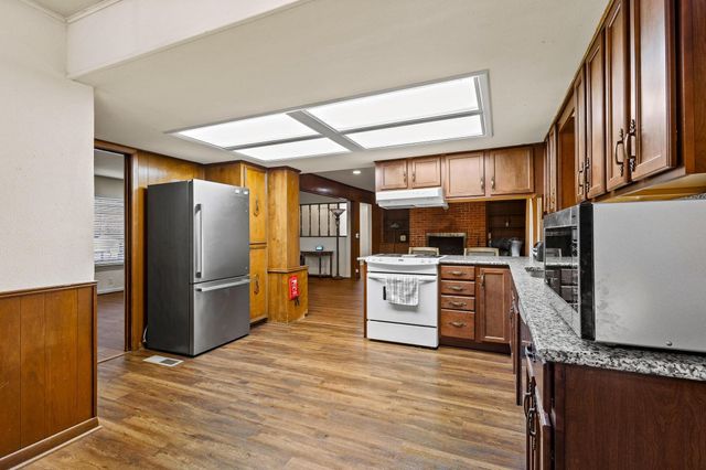 1701 S Lillis Lane, Denison, TX 75020