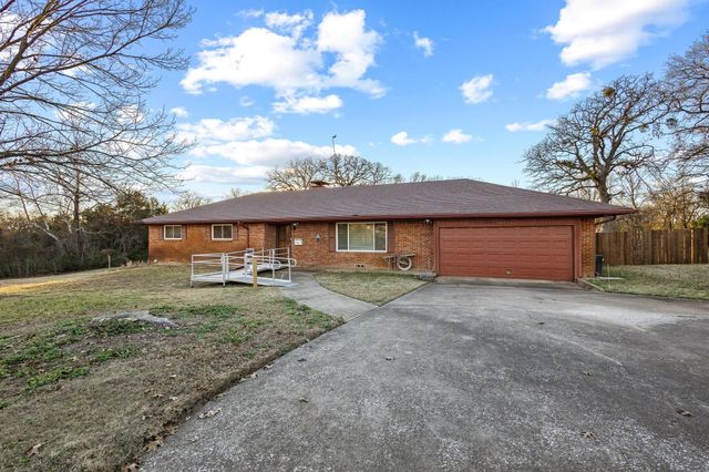 1701 S Lillis Lane, Denison, TX 75020