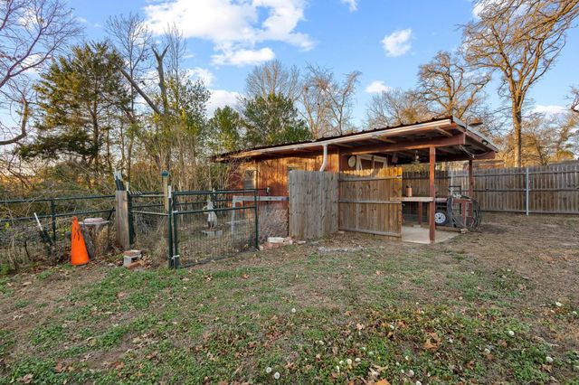 1701 S Lillis Lane, Denison, TX 75020