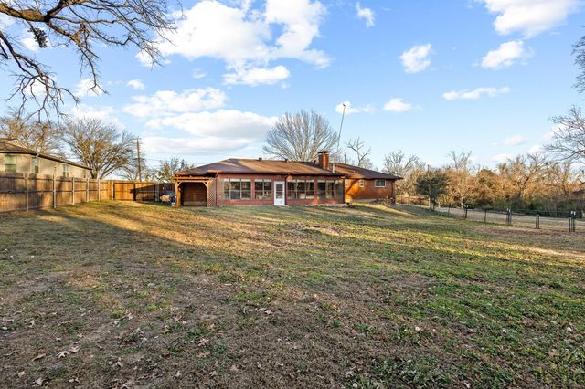 1701 S Lillis Lane, Denison, TX 75020