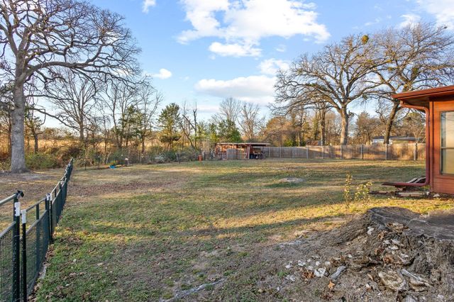 1701 S Lillis Lane, Denison, TX 75020