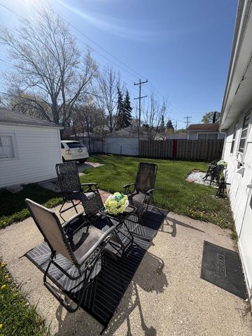 4262 N 42nd PLACE, Milwaukee, WI 53216