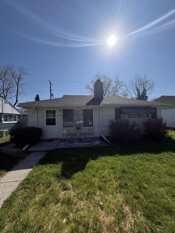 4262 N 42nd PLACE, Milwaukee, WI 53216