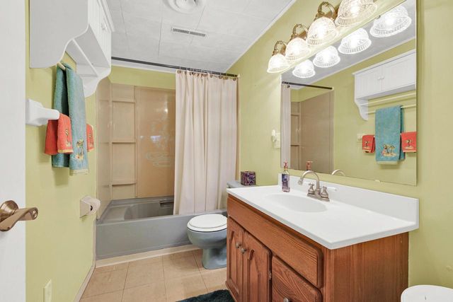 N1601 W Ra-Le DRIVE, Fort Atkinson, WI 53538