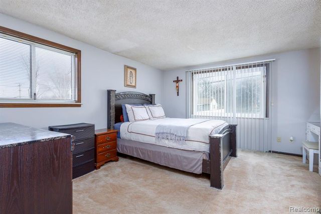 8269 Ziegler Street, Taylor, MI 48180