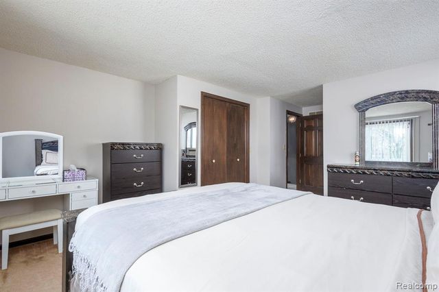 8269 Ziegler Street, Taylor, MI 48180