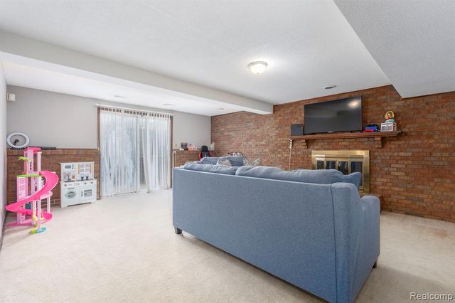 8269 Ziegler Street, Taylor, MI 48180