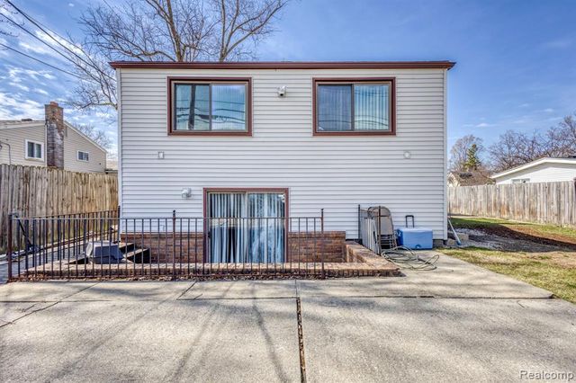 8269 Ziegler Street, Taylor, MI 48180