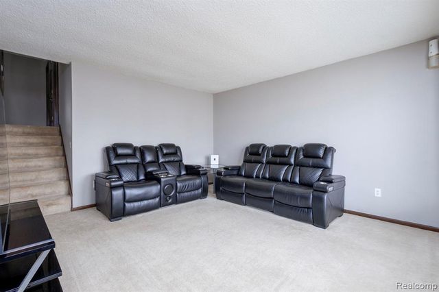 8269 Ziegler Street, Taylor, MI 48180