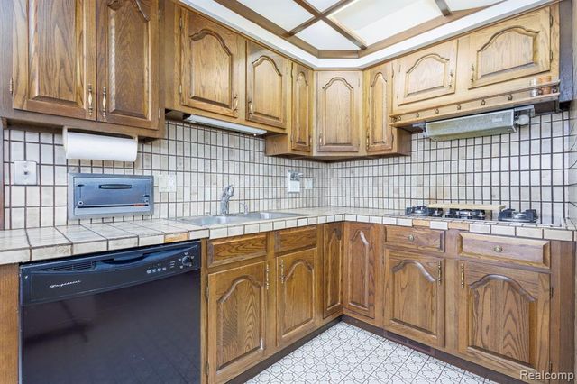 8269 Ziegler Street, Taylor, MI 48180