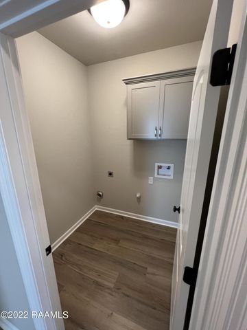 307 Grassy Meadows Lane, Lafayette, LA 70506