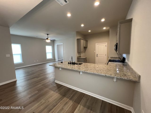 307 Grassy Meadows Lane, Lafayette, LA 70506