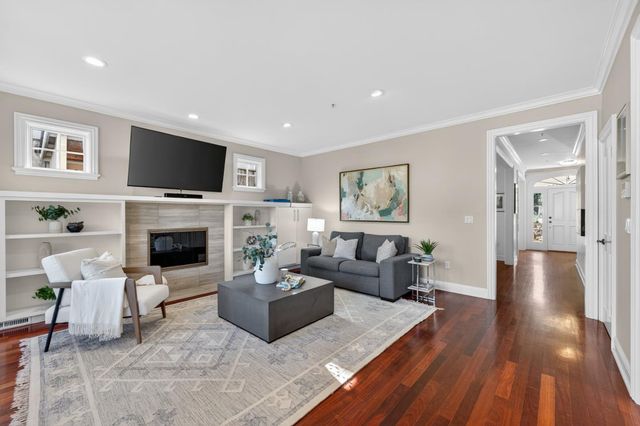 45 Central Avenue, Los Gatos, CA 95030