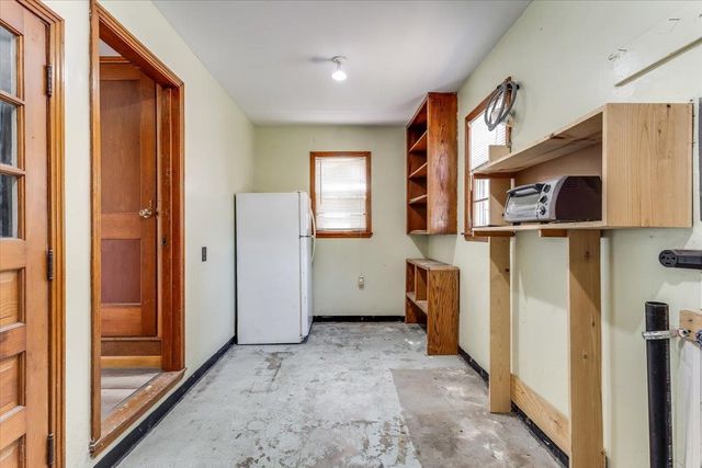 5118 E Mount Vernon St, Wichita, KS 67218