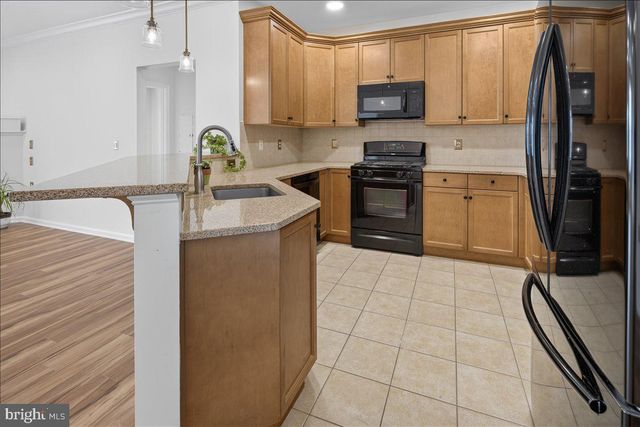 425 MASTERSON CT, Ewing, NJ 08618