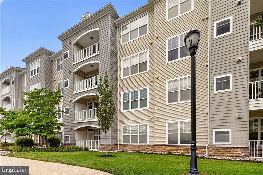 425 MASTERSON CT, Ewing, NJ 08618