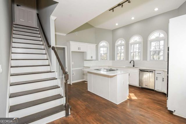 730 Redlion Run, Johns Creek, GA 30022