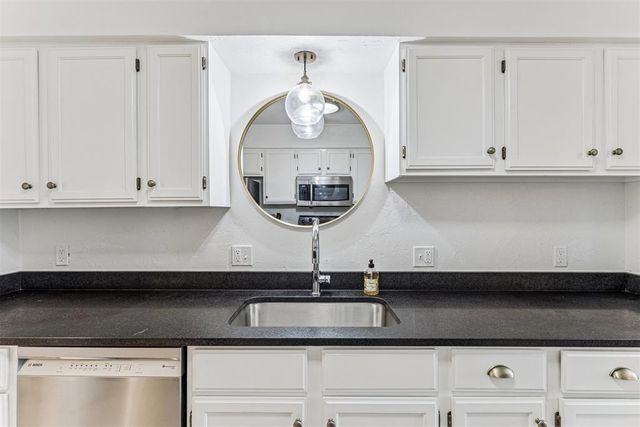 6325 N Villa Avenue 122, Oklahoma City, OK 73112