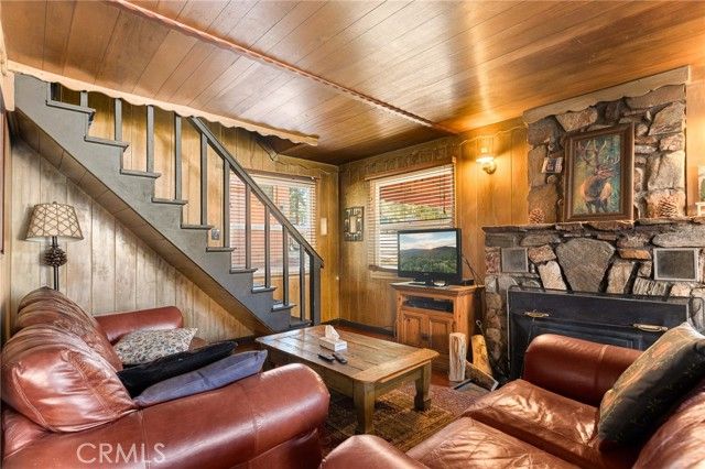 435 Arroyo, Big Bear Lake, CA 92315