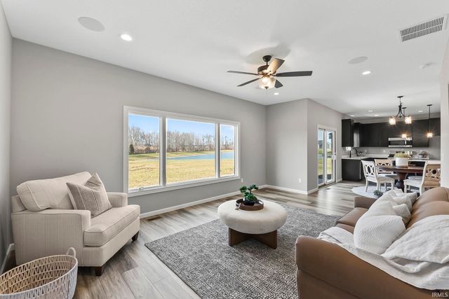 805 Zenos Boulevard, Fort Wayne, IN 46818