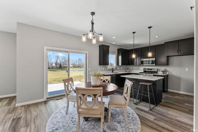 805 Zenos Boulevard, Fort Wayne, IN 46818