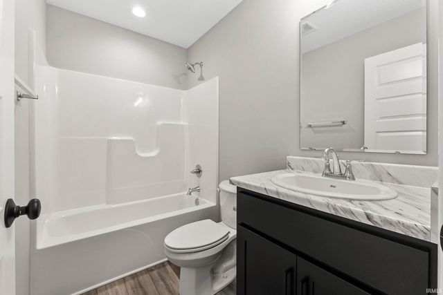 805 Zenos Boulevard, Fort Wayne, IN 46818